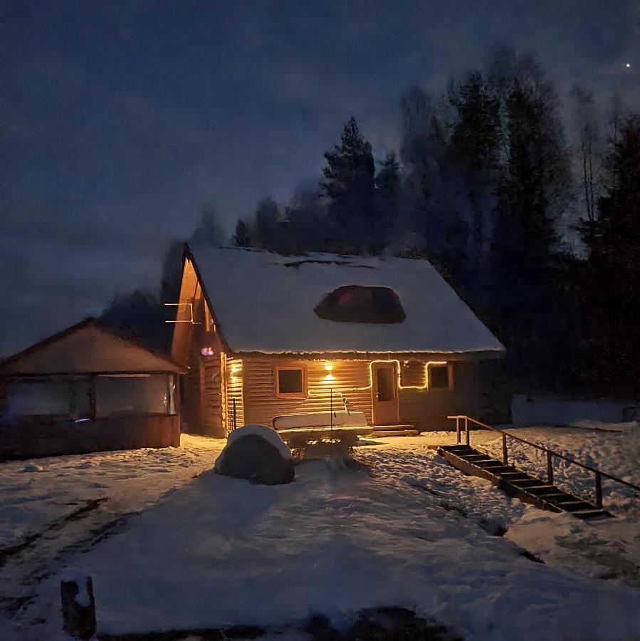 Vila Pirts Maja Ramatas Skulte  Exteriér fotografie